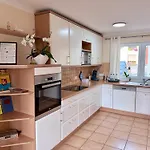 Kleine Vulkanhaus Casa de Férias