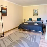 Kleine Vulkanhaus *