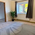 Kleine Vulkanhaus *