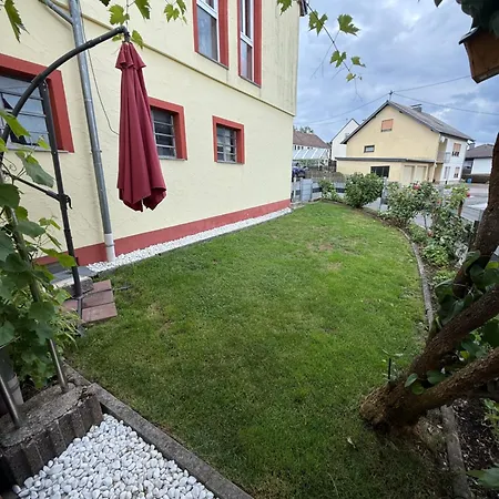 Kleine Vulkanhaus