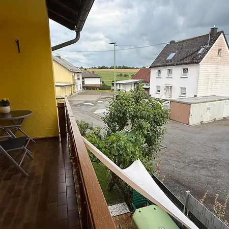 بيت للعطل Kleine Vulkanhaus