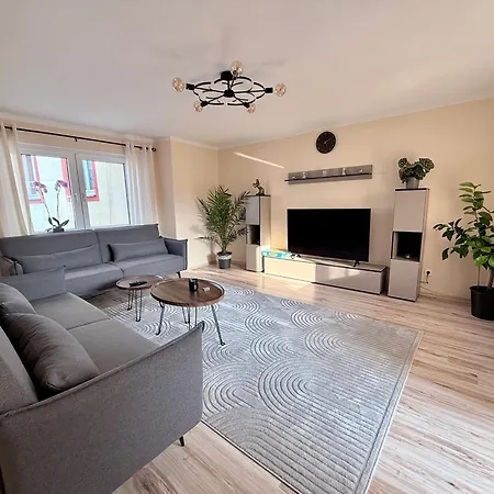 Kleine Vulkanhaus 度假居 *
