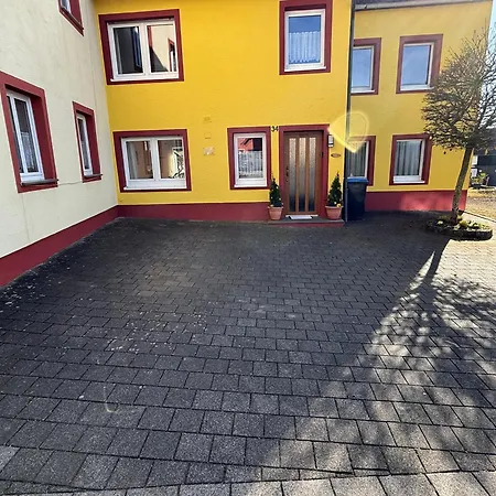 Kleine Vulkanhaus
