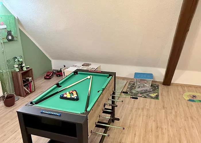 Kleine Vulkanhaus Даун